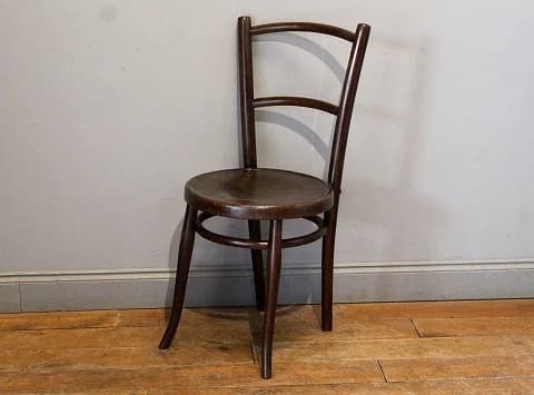 ベントウッドチェア｜ブナ材・1930年代 曲木の名品 THONET（トーネット）