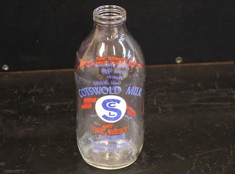 ミルクボトル