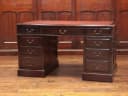 ペデスタルデスク｜マホガニー材・1930年代 レザートップの両袖机