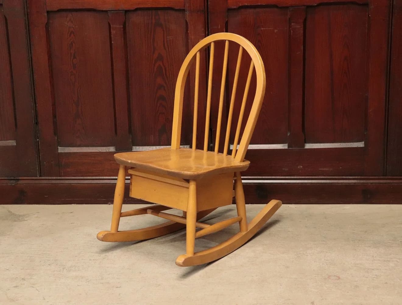 フープバックロッキングチェア|エルム・ブナ材・1960年代 揺り椅子 ERCOL(アーコール)