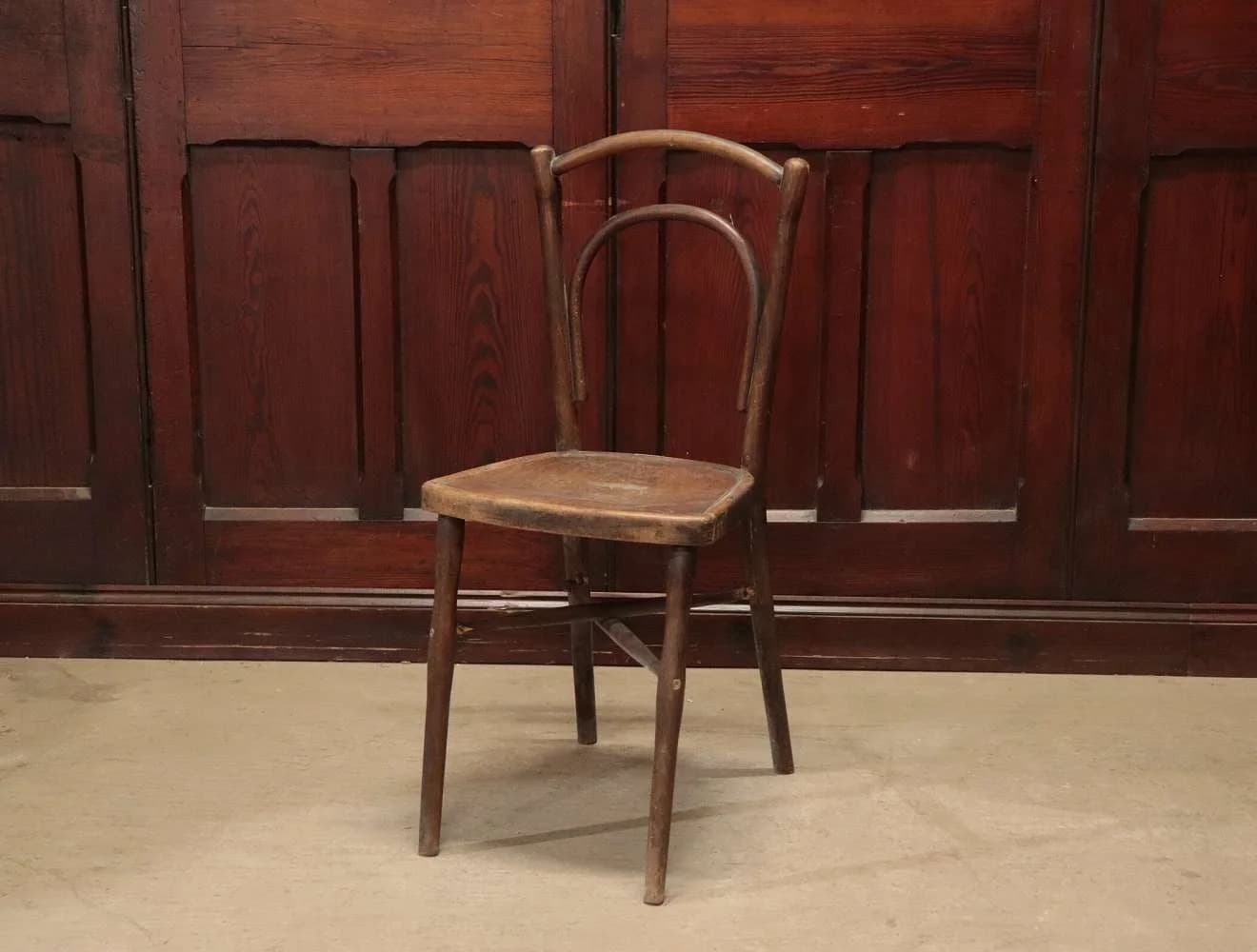ベントウッドチェア|ブナ材・1930年代 曲木の名作 THONET(トーネット)