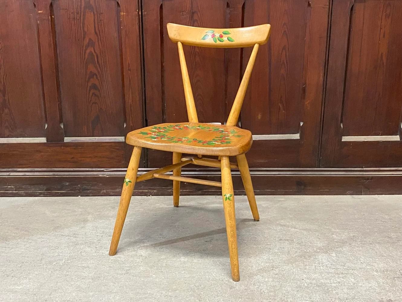 スタッキングチェア|ブナ・エルム材・1960年代 重ねて収納できる省スペース ERCOL(アーコール)