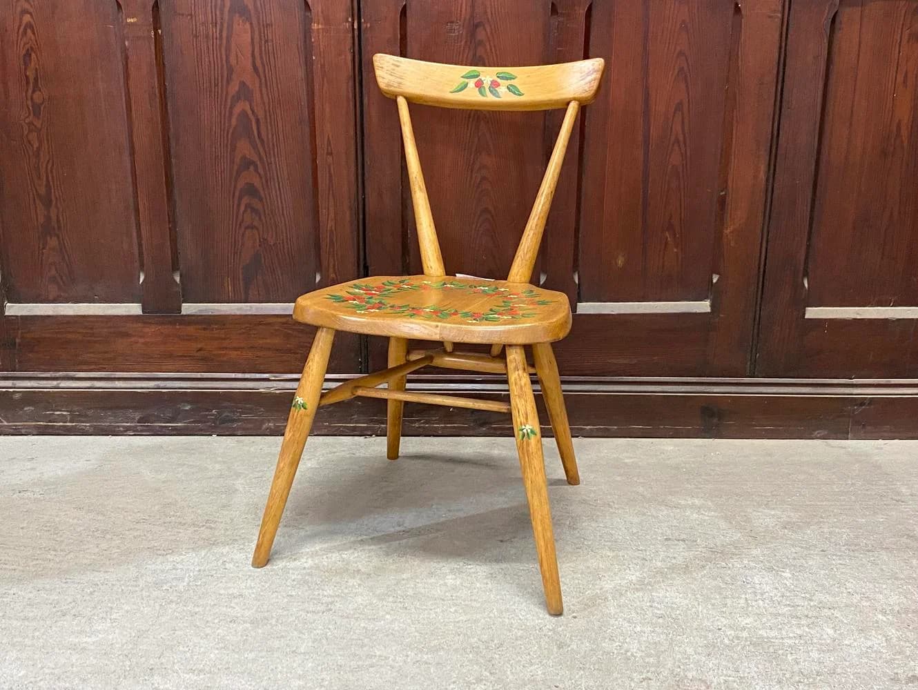 スタッキングチェア｜ブナ・エルム材・1960年代 重ねて収納できる省スペース ERCOL（アーコール）