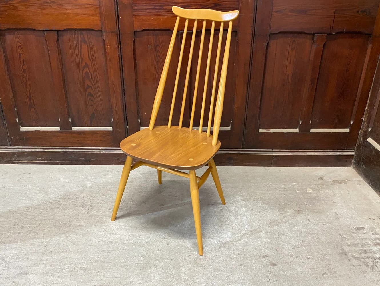 ゴールドスミス チェア|ブナ材・エルム材・1960年代 英国名作のダイニングチェア ERCOL(アーコール)