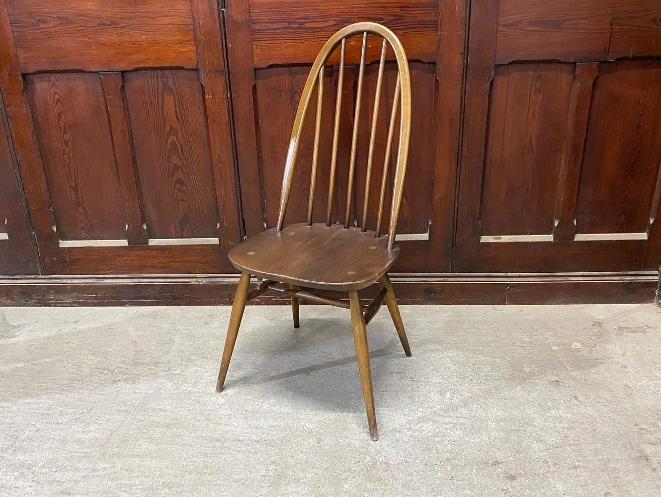 クエーカーチェア｜ブナ材・エルム材・1960年代 フィット感あるハイバック ERCOL（アーコール）