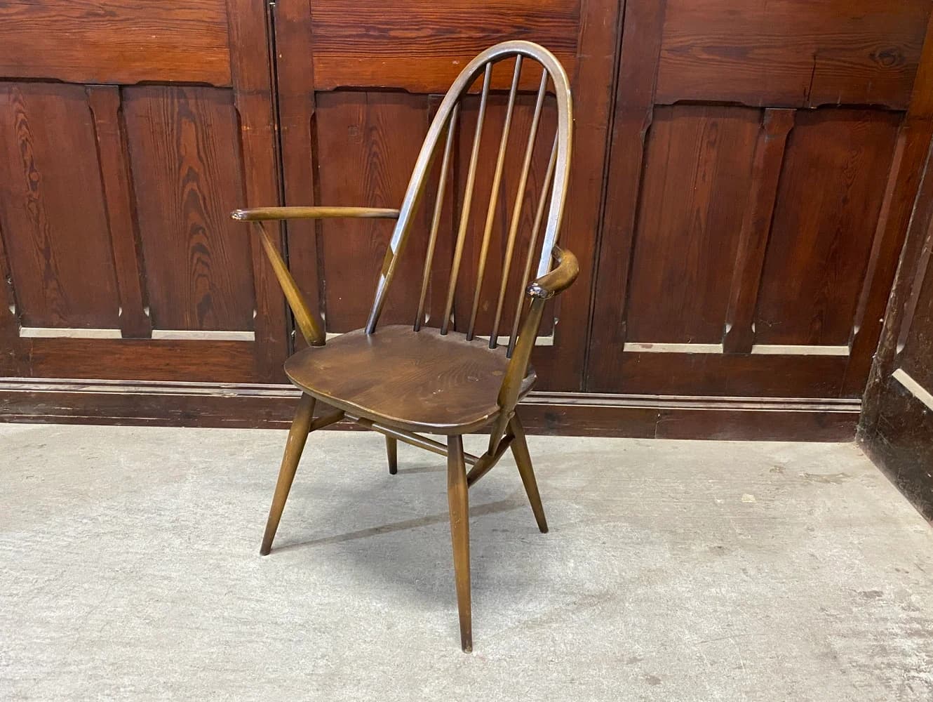 クエーカーアームチェア｜ブナ・エルム材・1960年代 ハイバック肘掛け付き ERCOL（アーコール）