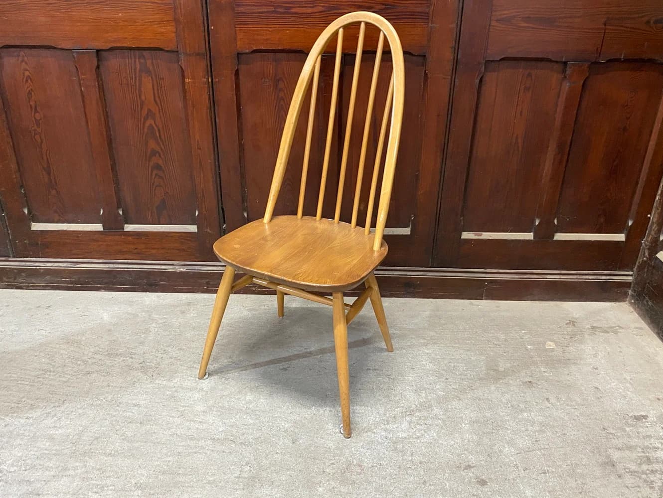 クエーカーチェア｜ブナ材・エルム材・1960年代 背もたれ美しいウィンザー様式 ERCOL（アーコール）