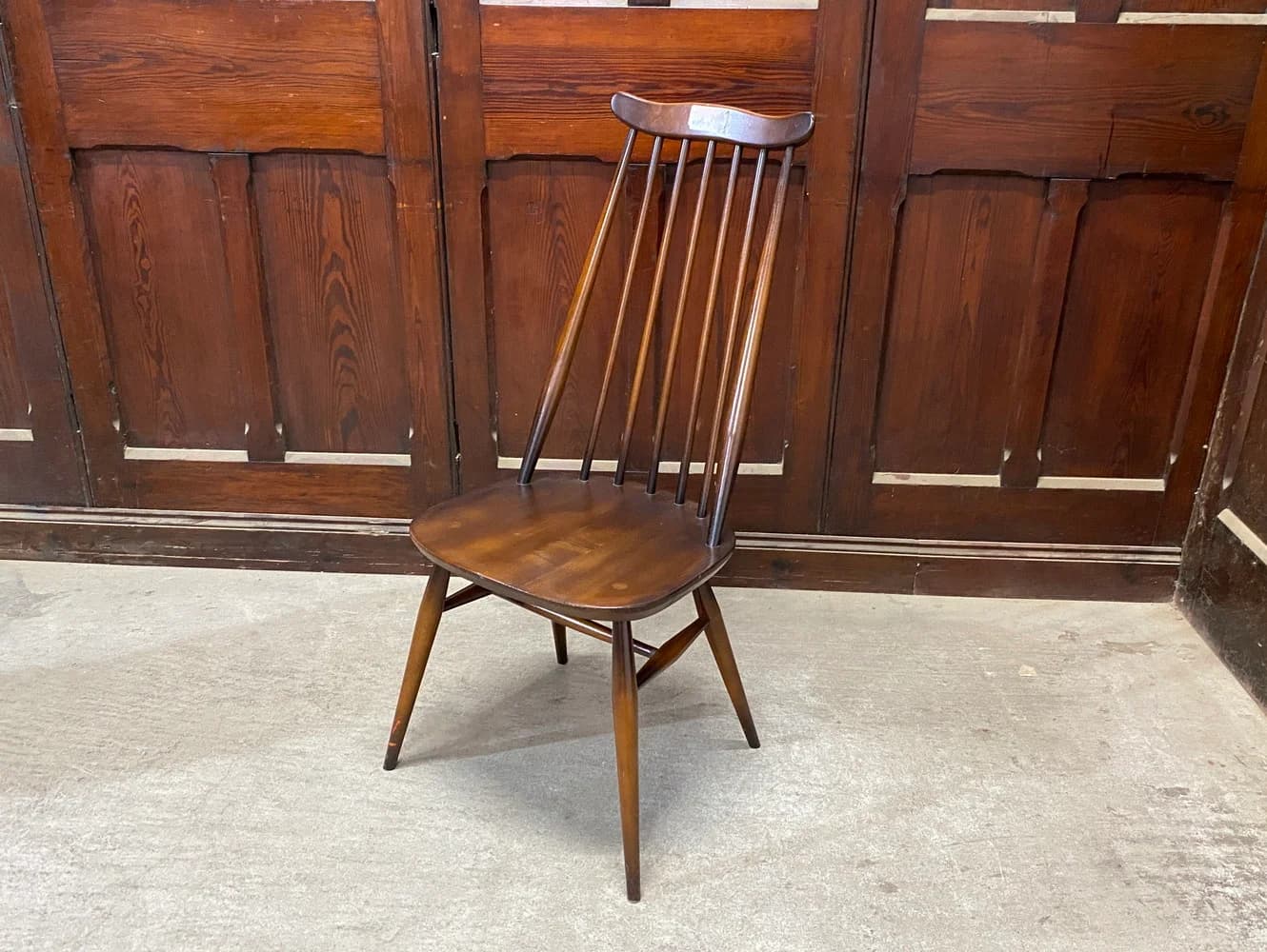 ゴールドスミス チェア｜ブナ材・エルム材・1960年代 英国名作のダイニングチェア ERCOL（アーコール）