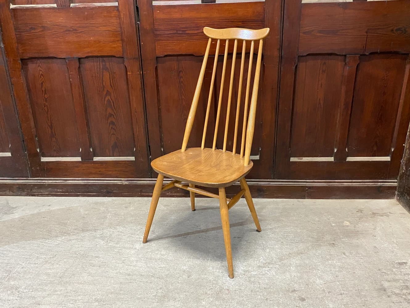 ゴールドスミス チェア|ブナ材・エルム材・1960年代 英国名作のダイニングチェア ERCOL(アーコール)