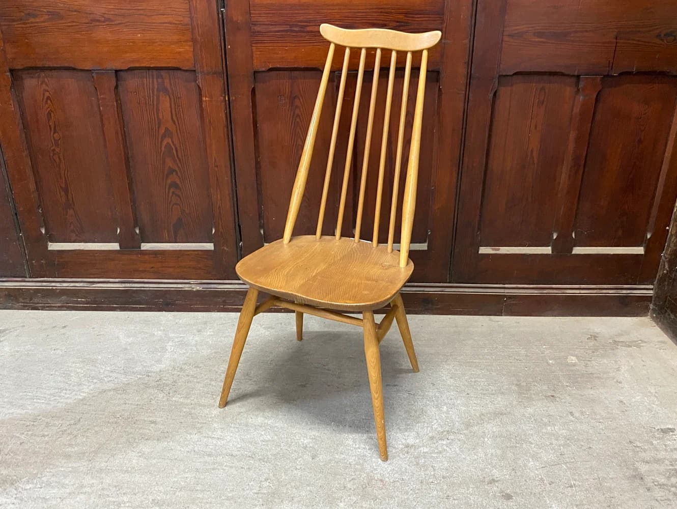 ゴールドスミスチェア｜ブナ・エルム材・1960年代 スピンドルバックのダイニングチェア ERCOL（アーコール）