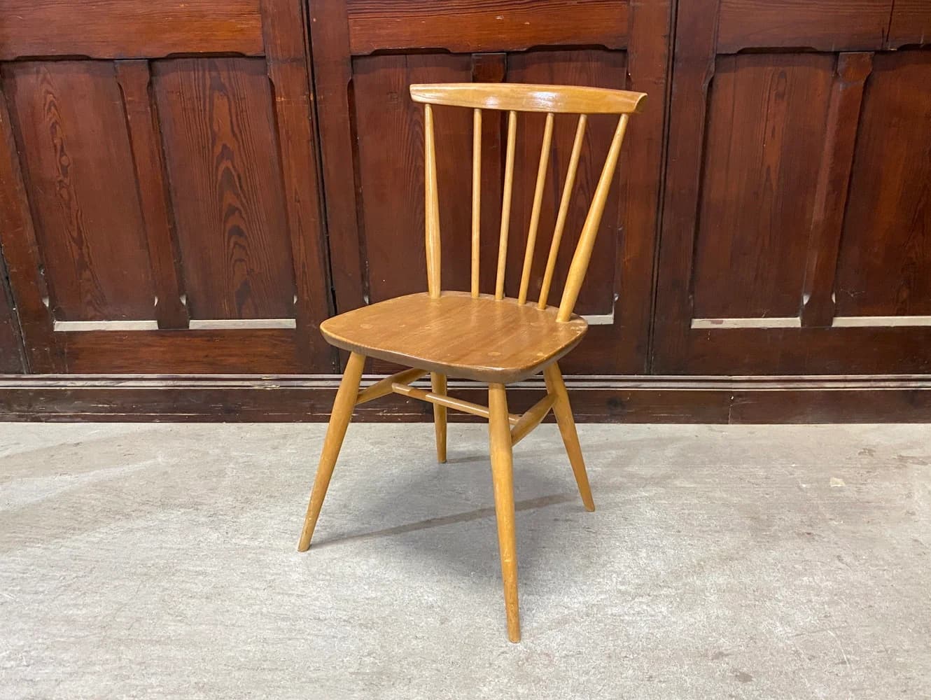 ボウバックチェア|ブナ材・エルム材・1960年代 ウィンザースタイル ERCOL(アーコール)