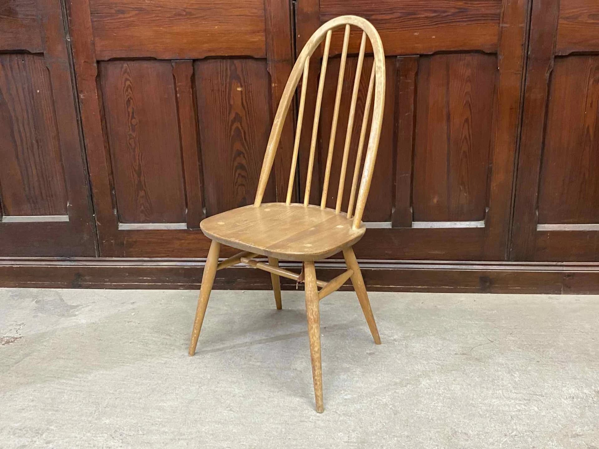 クエーカーチェア｜ブナ材・エルム材・1960年代 幅広座面のダイニングチェア ERCOL（アーコール）