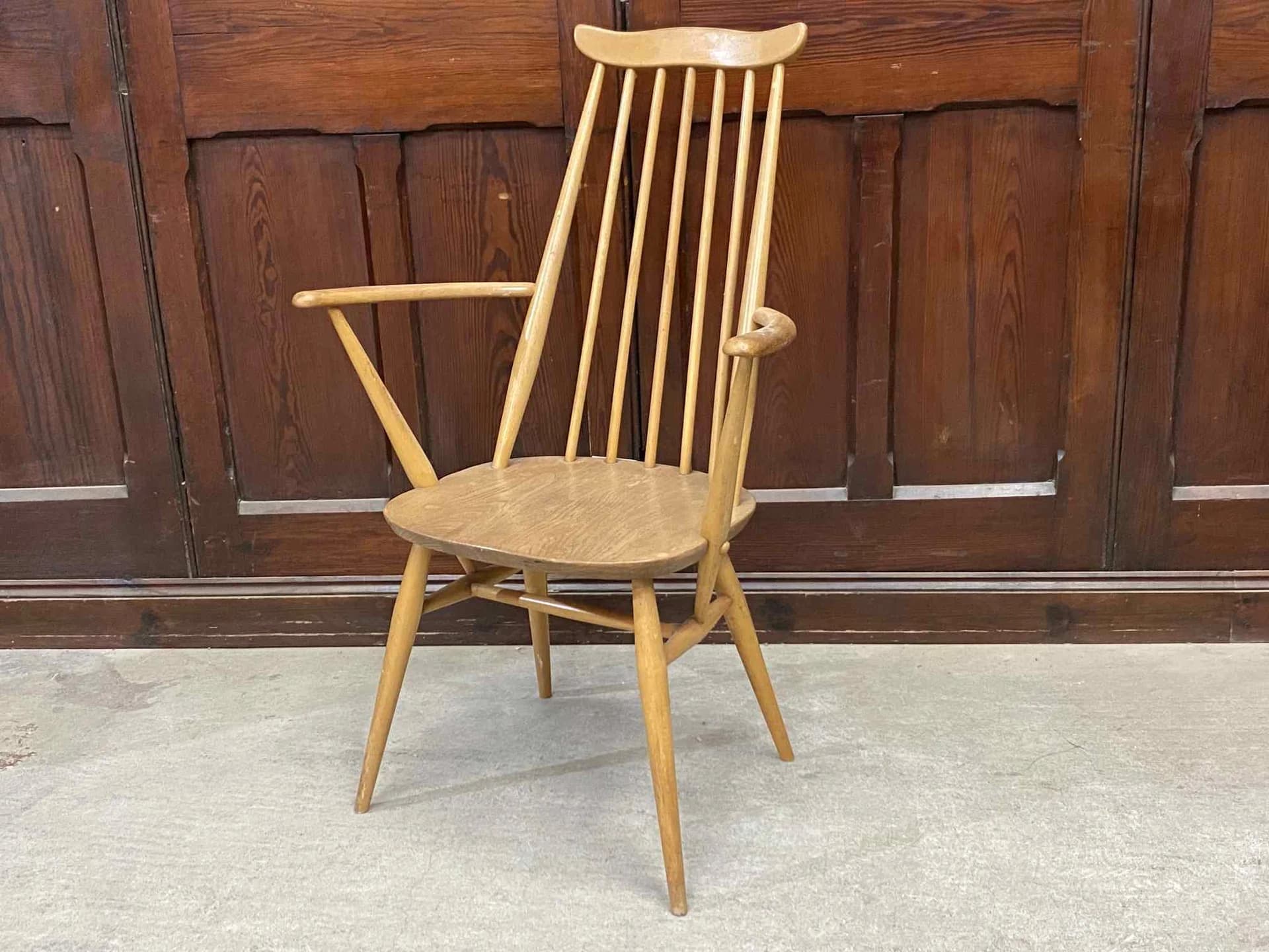 ゴールドスミス アームチェア｜ブナ材・エルム材・1960年代 ハイバックの名作アームチェア ERCOL（アーコール）