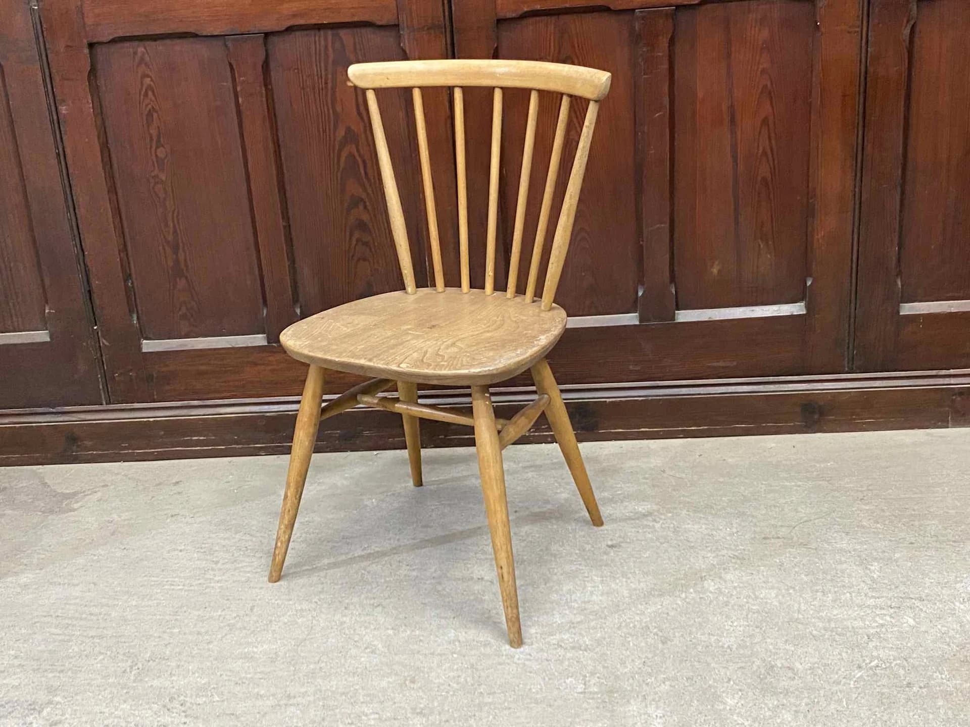ボウバックチェア｜ブナ・エルム材・1960年代 サドルシート ERCOL（アーコール）