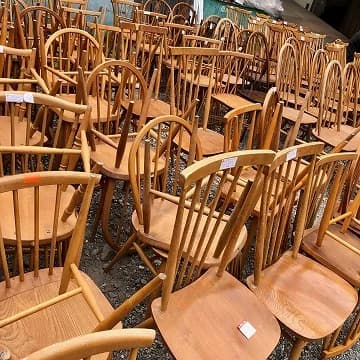 アンティーク家具がイギリスより大量入荷!