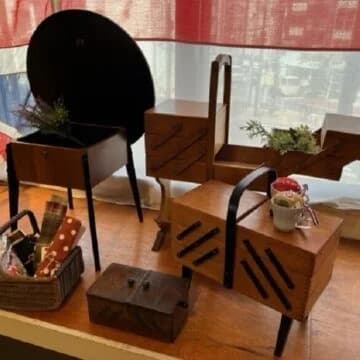 【スタッフおすすめ】希少!専用用途の小型家具!