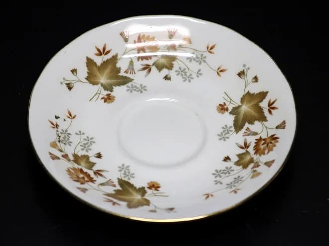 ソーサー Colclough(紅葉)