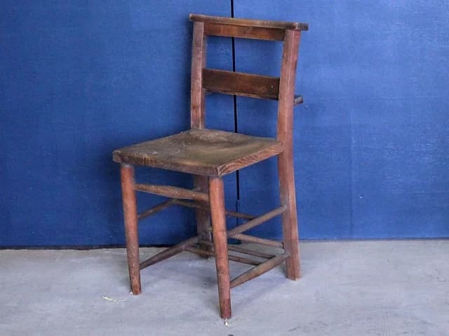 チャーチチェア|エルム材・1920年代 教会由来の名作椅子