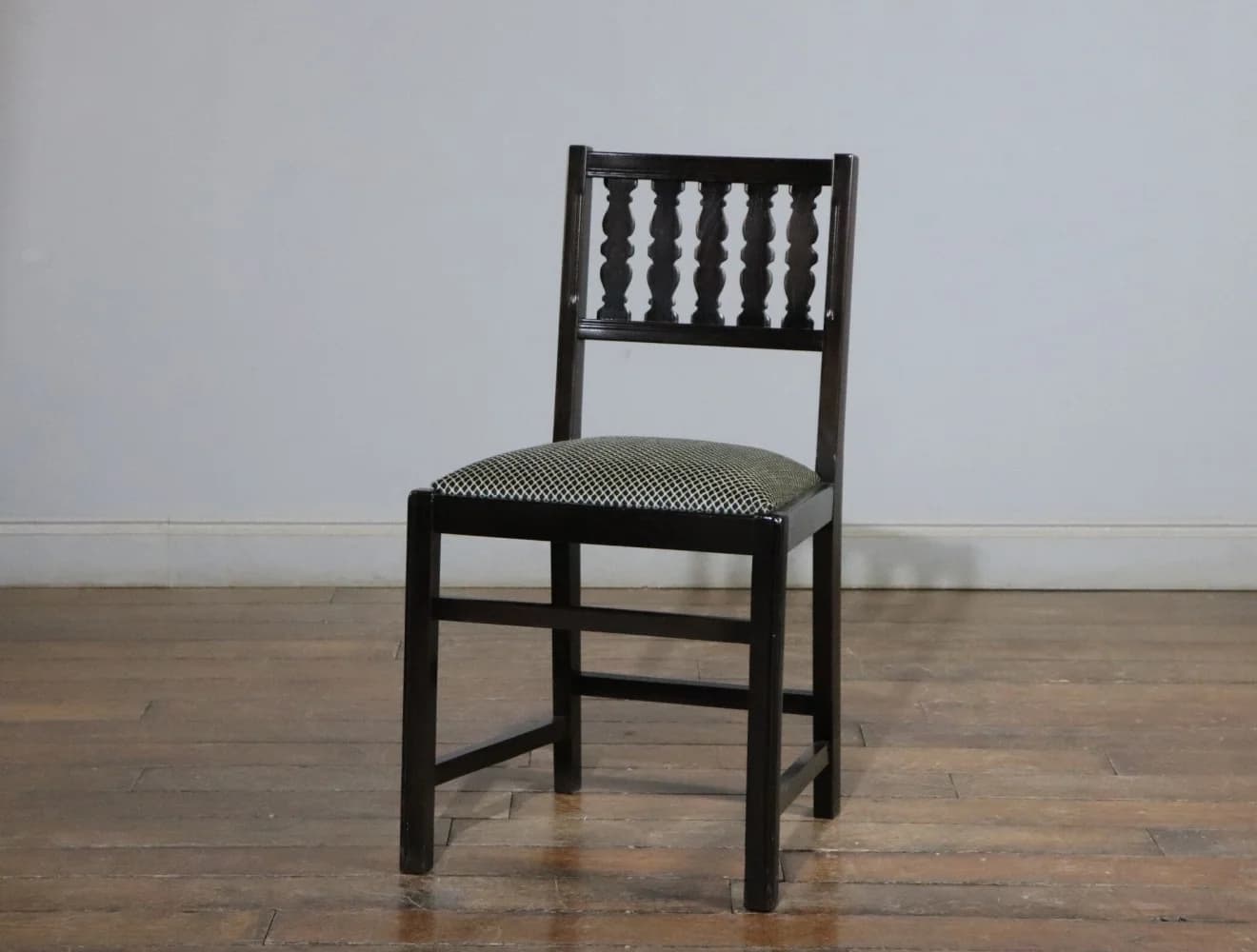 ダイニングチェア|オーク材・エルム材・1950年代 オールドコロニアル ERCOL(アーコール)