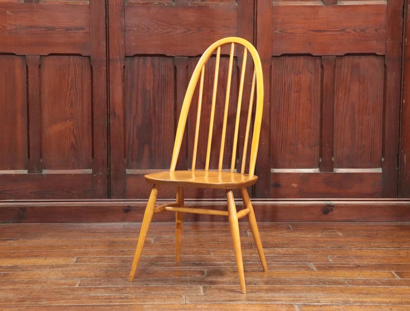 クエーカーチェア|ブナ材・エルム材・1960年代 背もたれ美しいウィンザー様式 ERCOL(アーコール)