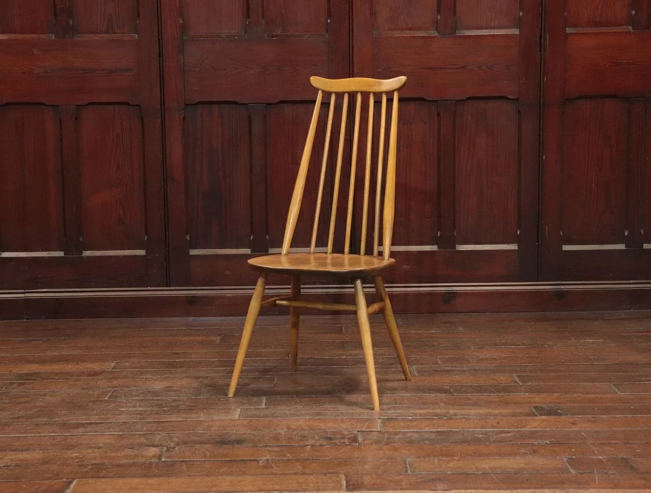 ゴールドスミス チェア|エルム材・ブナ材・1960年代 英国名作のダイニングチェア ERCOL(アーコール)