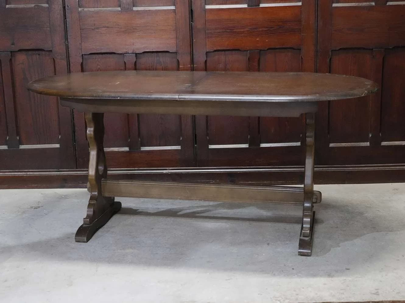 リフェクトリーテーブル|エルム材・1960年代 楕円天板 ERCOL(アーコール)