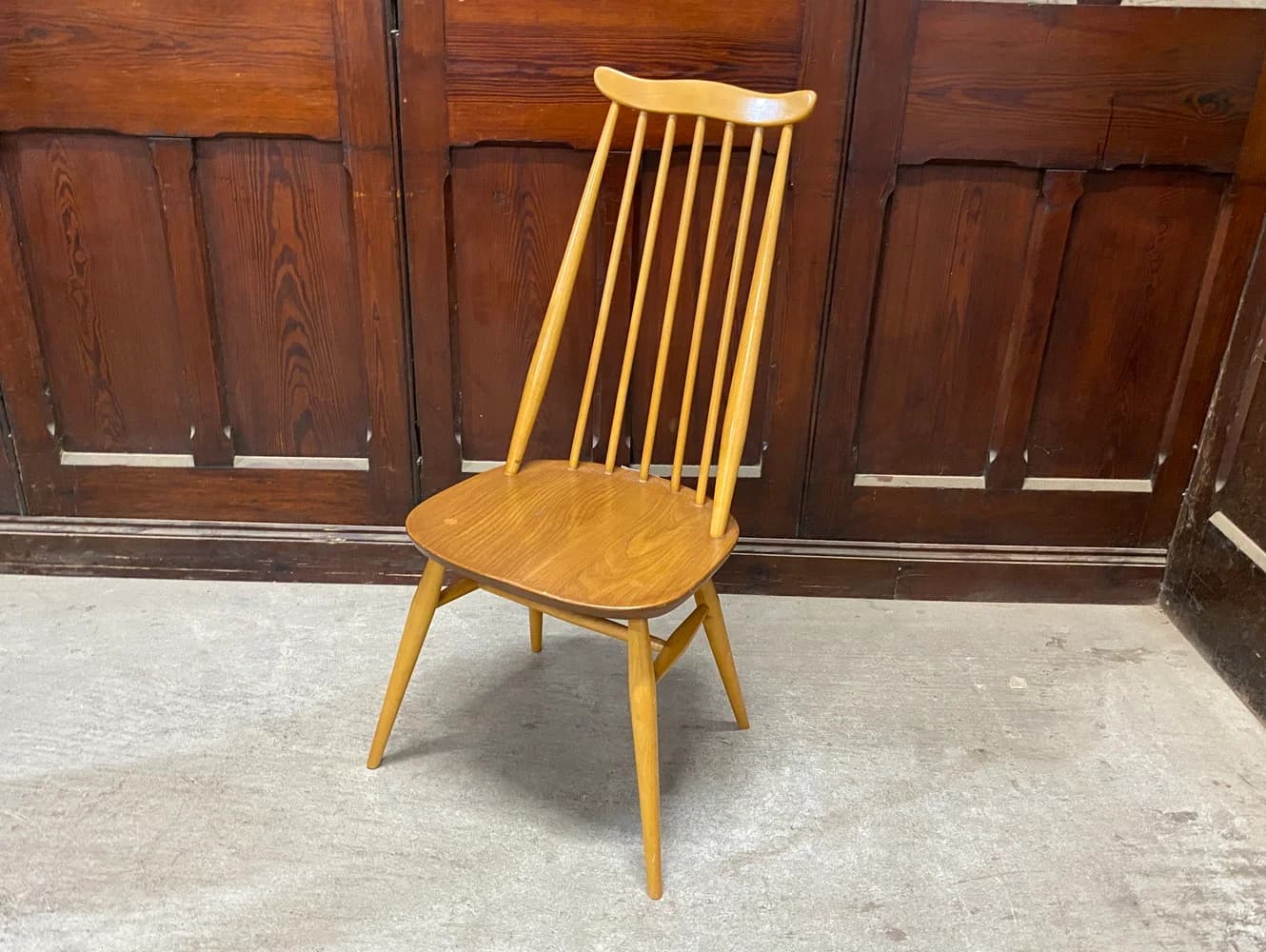 ゴールドスミス チェア|ブナ材・エルム材・1960年代 英国名作のダイニングチェア ERCOL(アーコール)