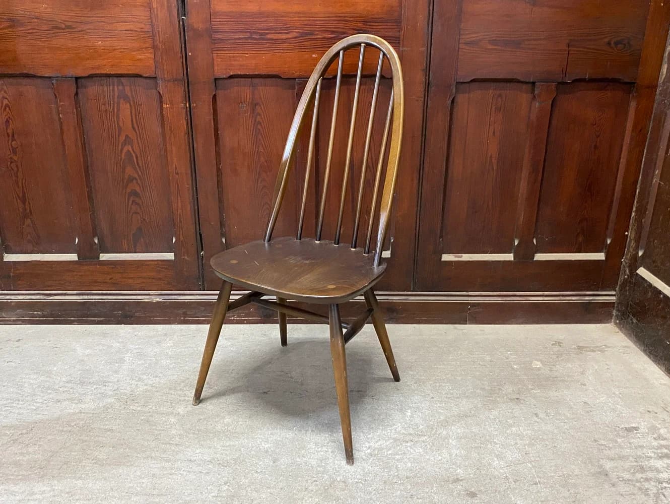 クエーカーチェア|ブナ材・エルム材・1960年代 ゆったり座れる一脚 ERCOL(アーコール)