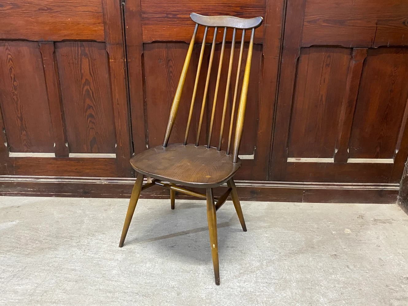 ゴールドスミス チェア|ブナ材・エルム材・1960年代 英国名作のダイニングチェア ERCOL(アーコール)