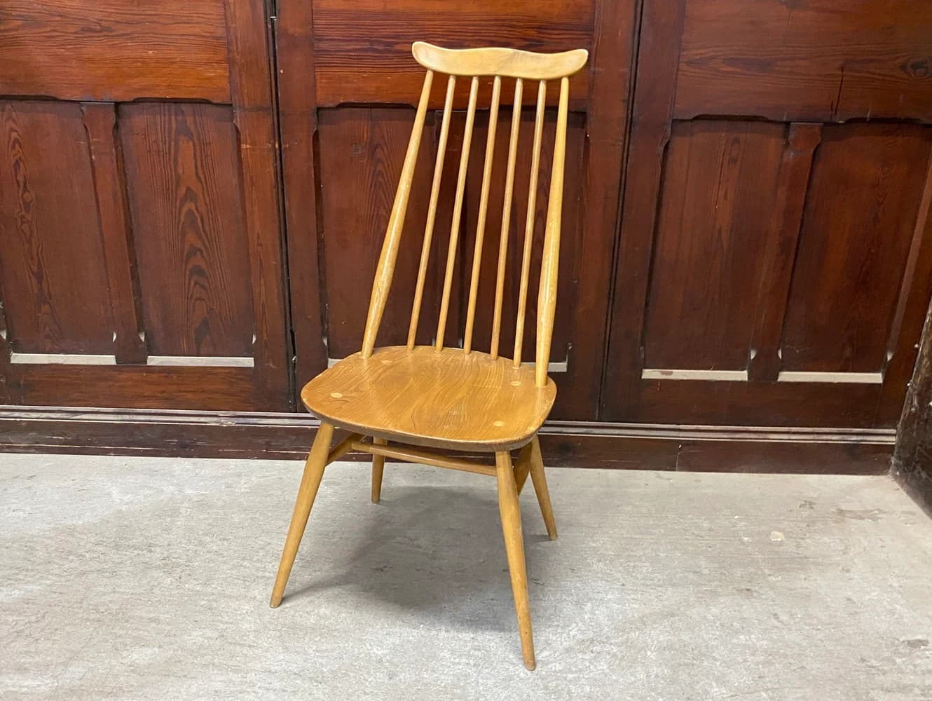 ゴールドスミスチェア|ブナ・エルム材・1960年代 スピンドルバックのダイニングチェア ERCOL(アーコール)