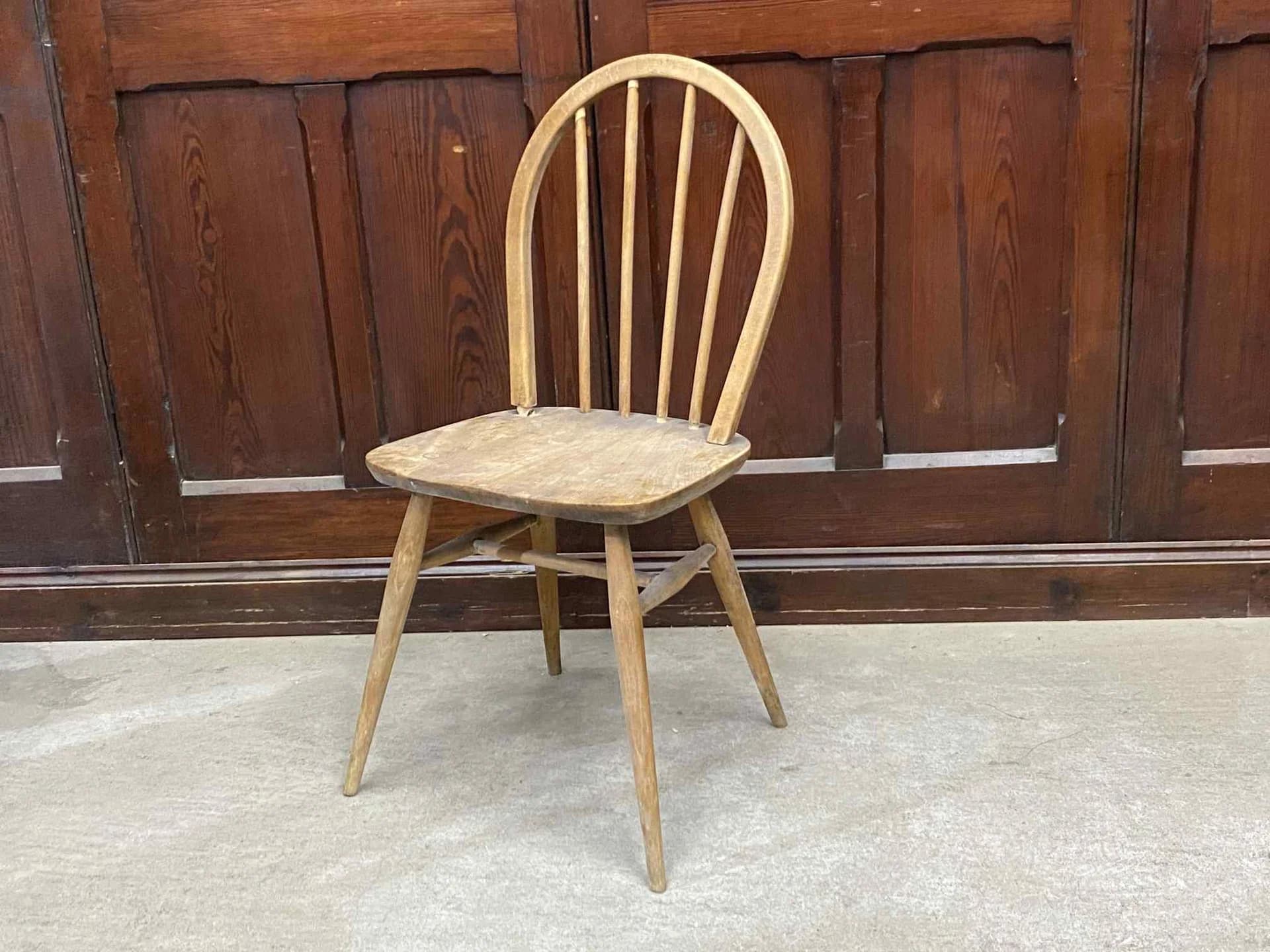 フープバックチェア|ブナ材・エルム材・1960年代 スポークバックの名作 ERCOL(アーコール)
