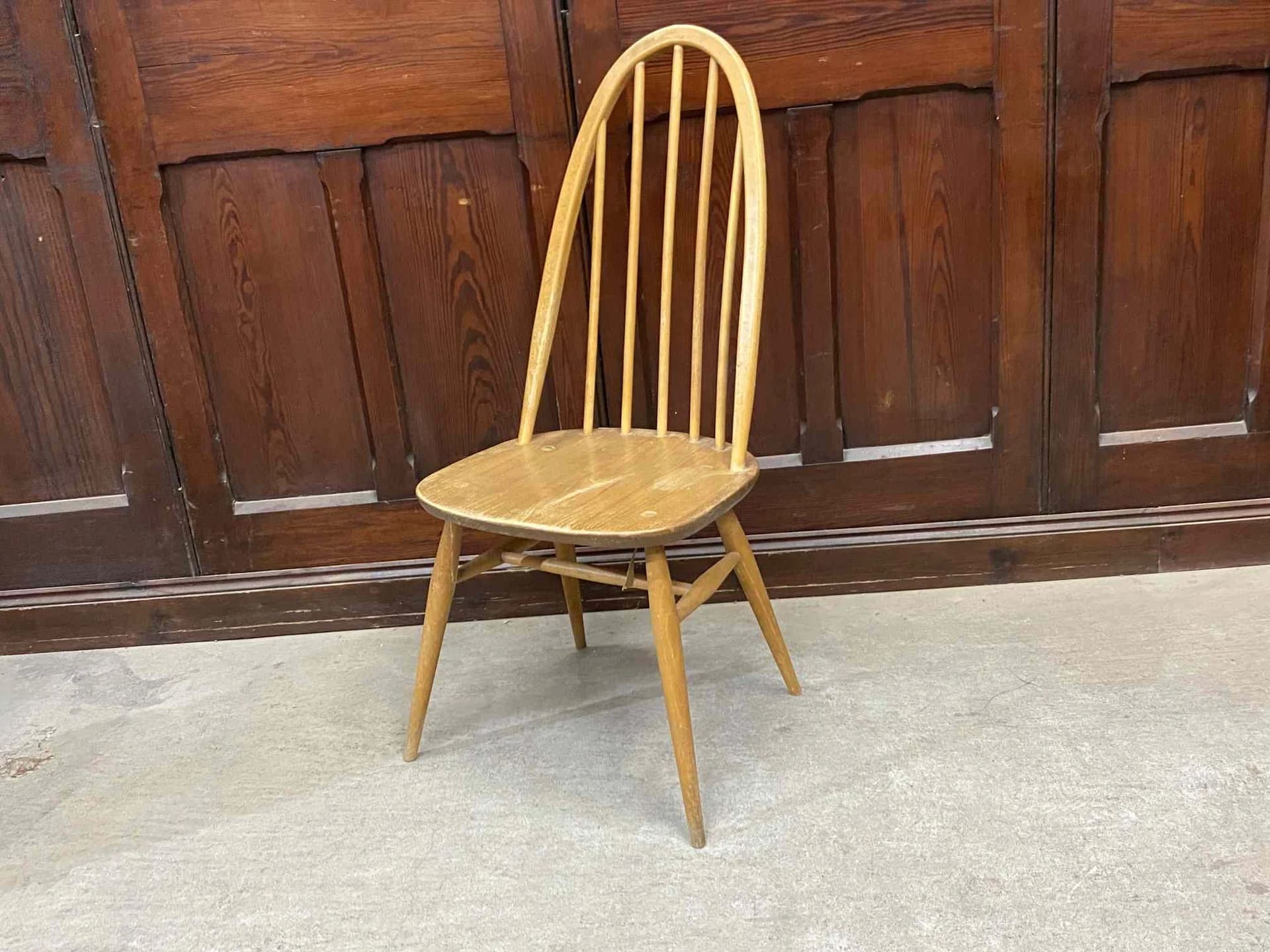 クエーカーチェア|ブナ材・エルム材・1960年代 背もたれ美しいウィンザー様式 ERCOL(アーコール)