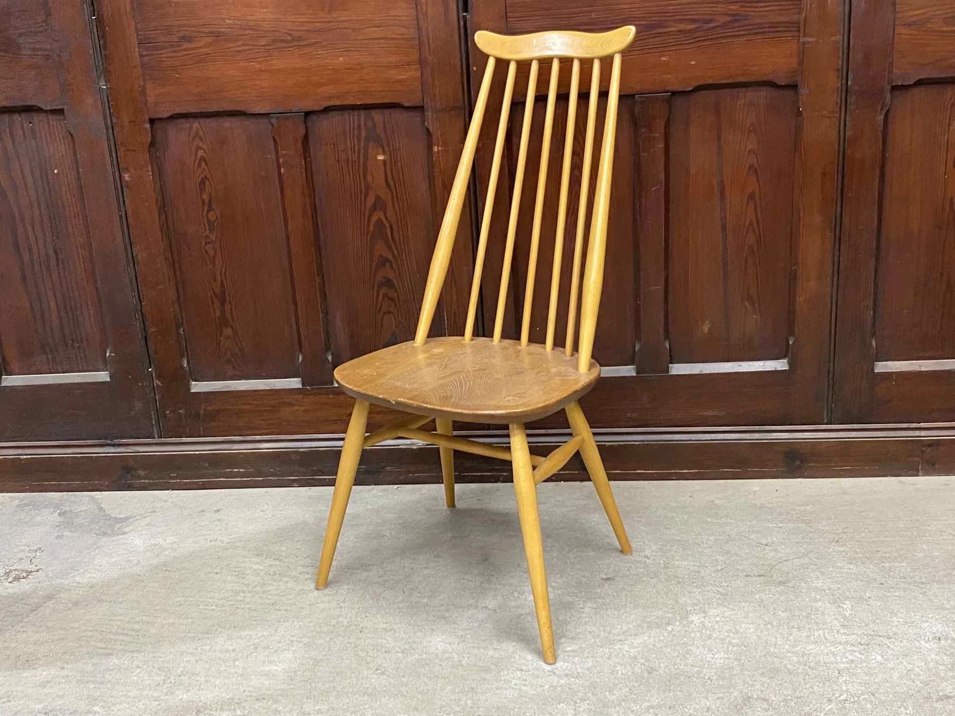 ゴールドスミス チェア|ブナ材・エルム材・1960年代 英国名作のダイニングチェア ERCOL(アーコール)