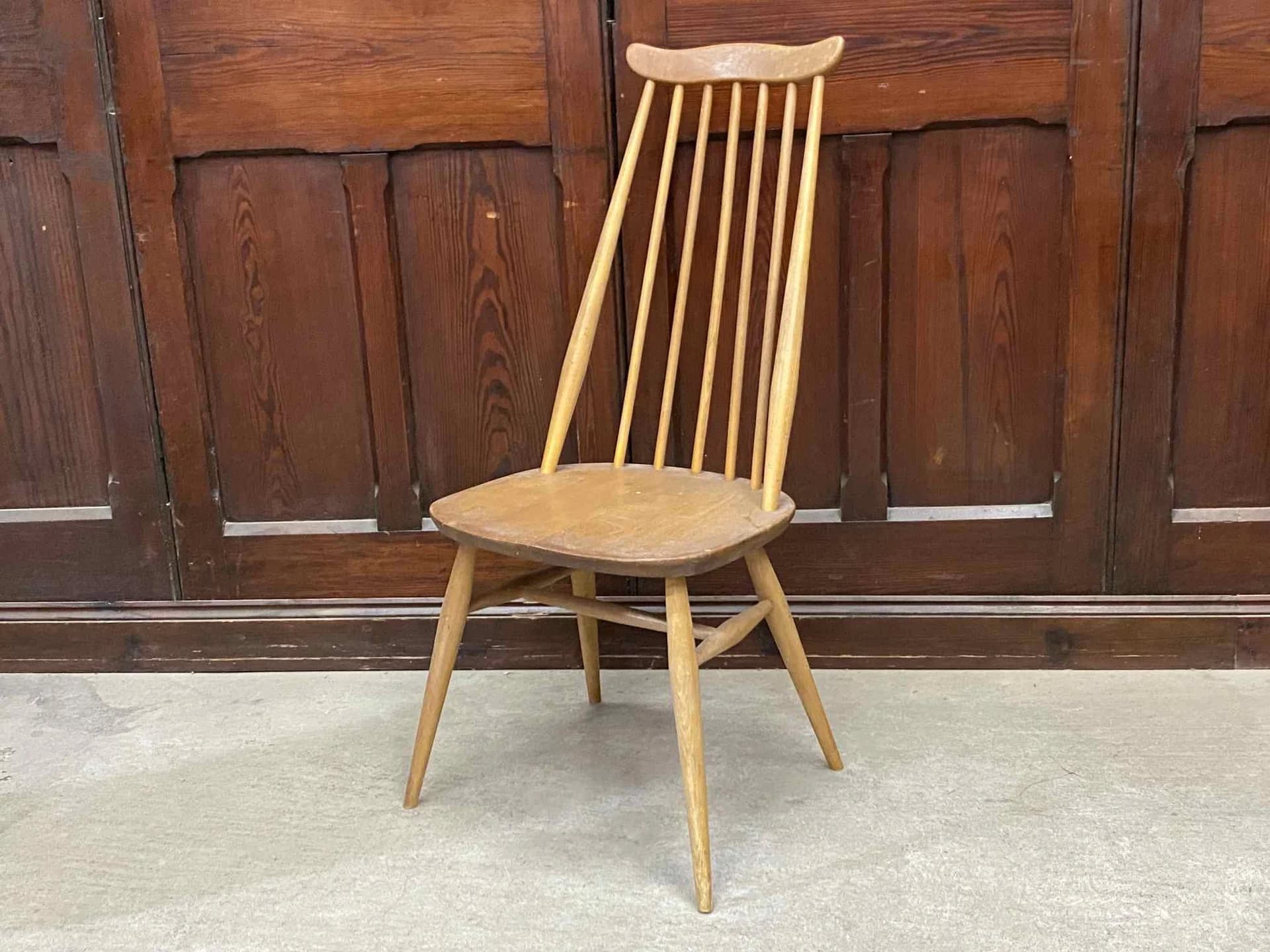 ゴールドスミス チェア|ブナ材・エルム材・1960年代 英国名作のダイニングチェア ERCOL(アーコール)