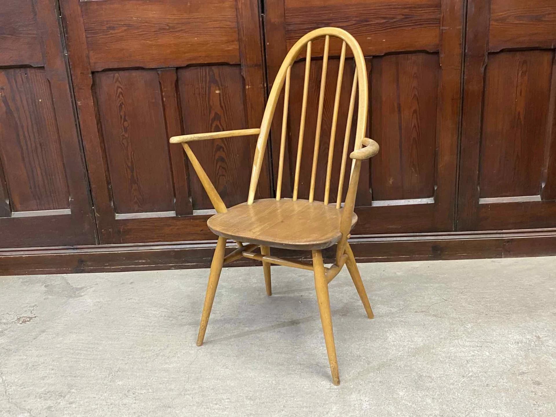 クエーカーアームチェア|ブナ・エルム材・1960年代 ハイバック肘掛け付き ERCOL(アーコール)